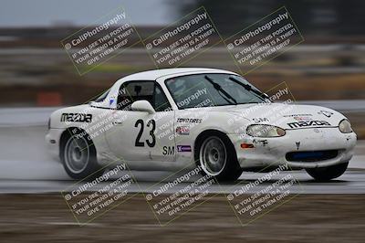 media/Nov-15-2025-CalClub SCCA (Sat) [[7bfa5a7151]]/Race/Group 4/